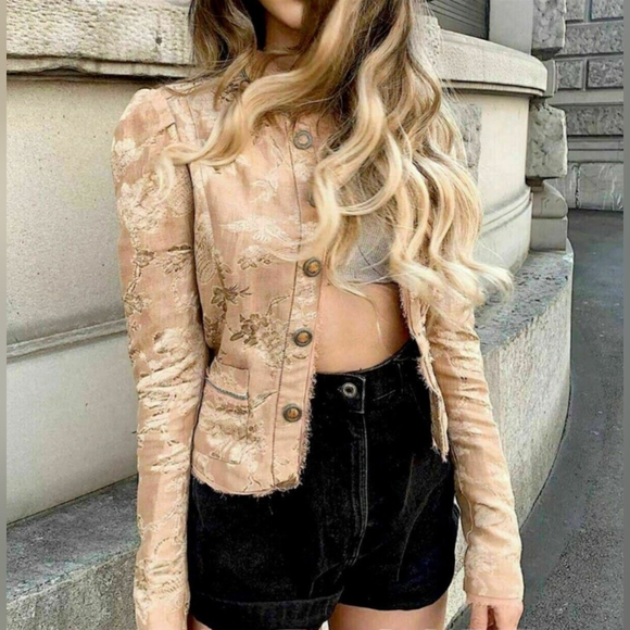 Zara Jacket - Picture 1 of 4